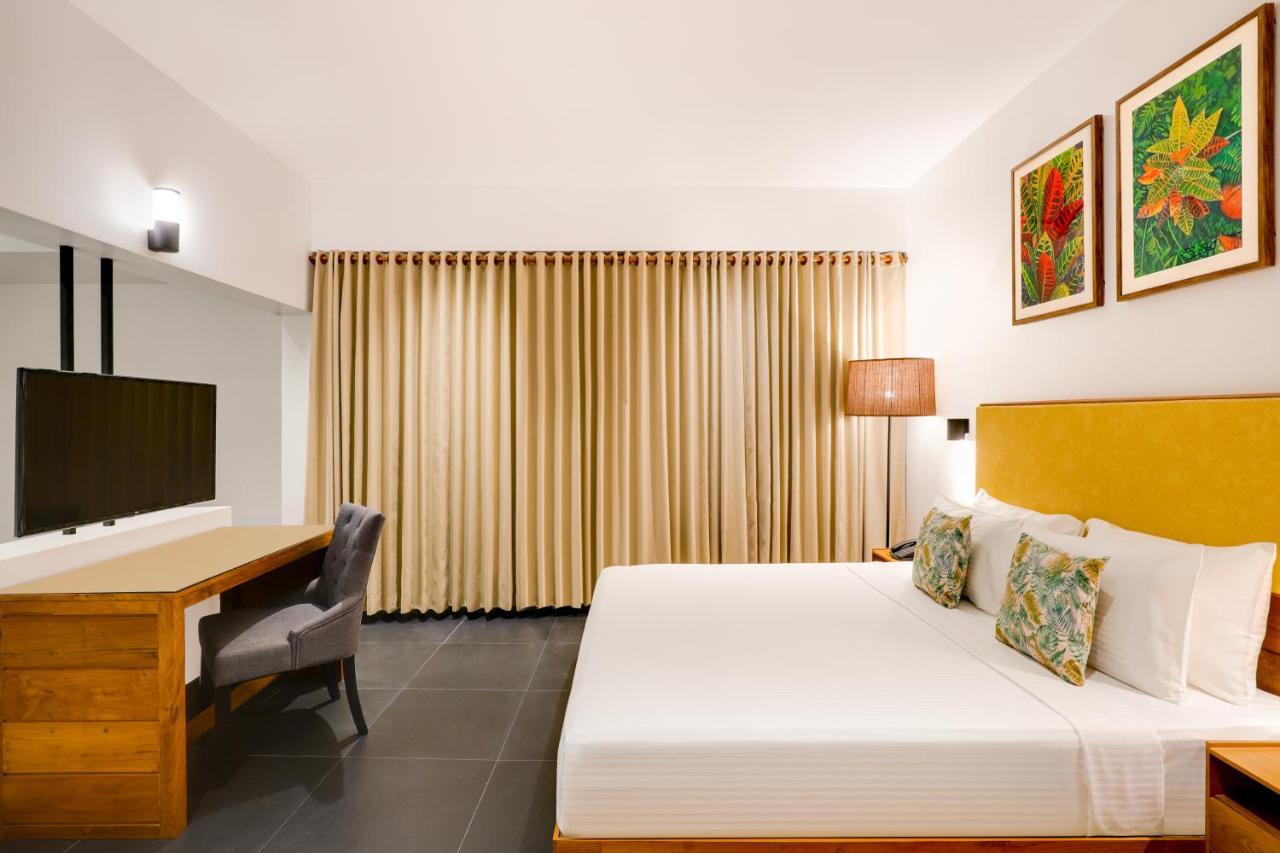 Keys Prima By Lemon Tree Hotels, Thekkady Bagian luar foto