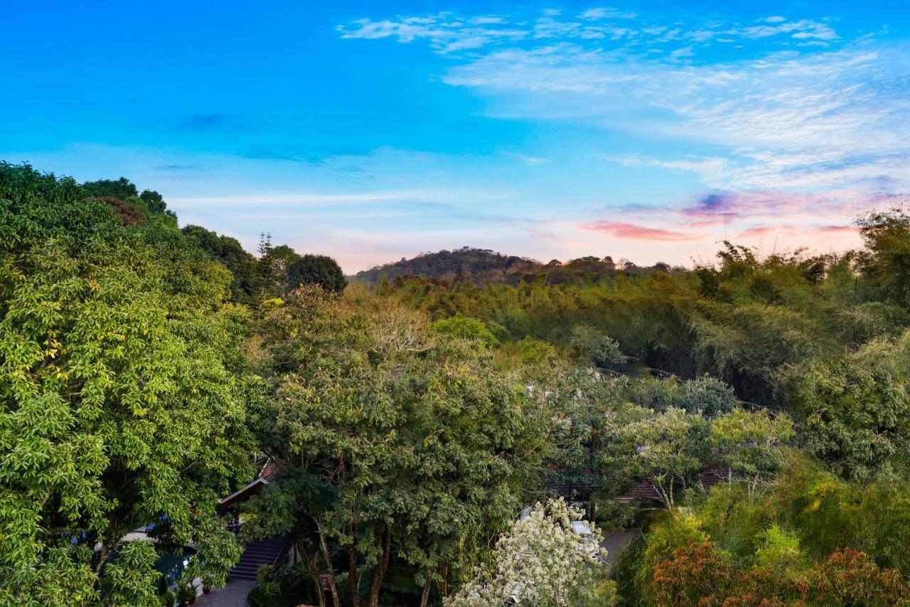 Keys Prima By Lemon Tree Hotels, Thekkady Bagian luar foto